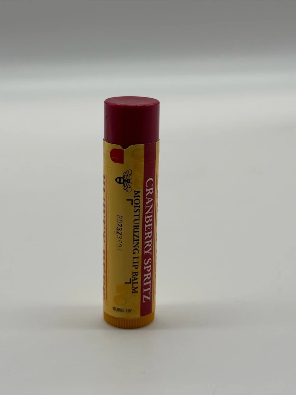 Burt's Bees 0.15oz Cranberry Spritz Moisturizing Lip Balm Holiday New